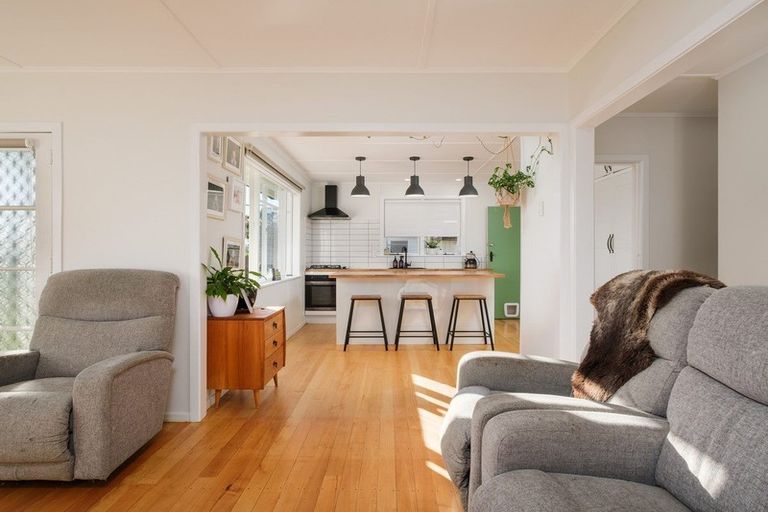 Photo of property in 1 Kiwi Street, Makaraka, Gisborne, 4010