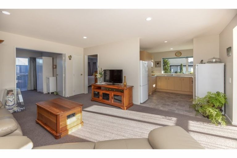 Photo of property in Rivertown Villas, 150 Williams Street, Kaiapoi, 7630