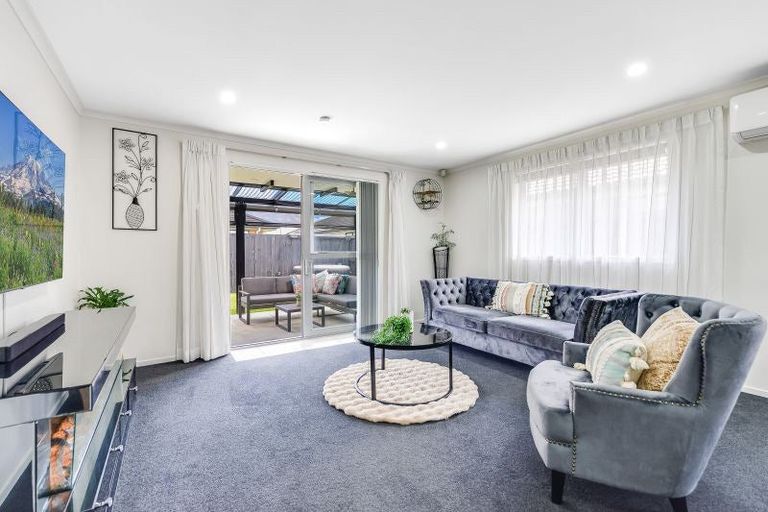 Photo of property in 10 Manawaroa Close, Grandview Heights, Hamilton, 3200