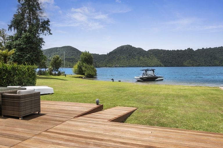 Photo of property in 7 Steep Street, Lake Okareka, Rotorua, 3076