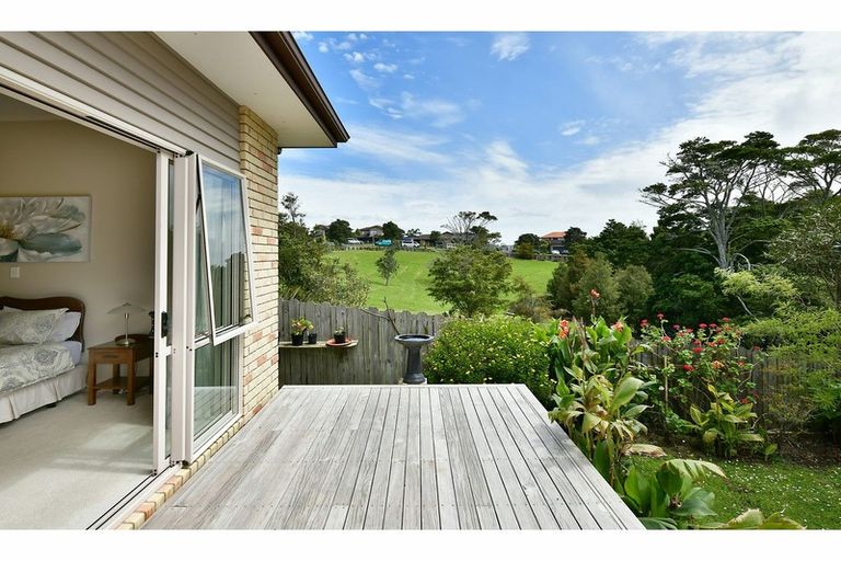 Photo of property in 34 Driftwood Drive, Red Beach, 0932