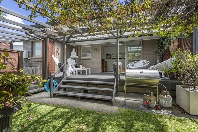 Photo of property in 5a Elizabeth Street, Orewa, 0931