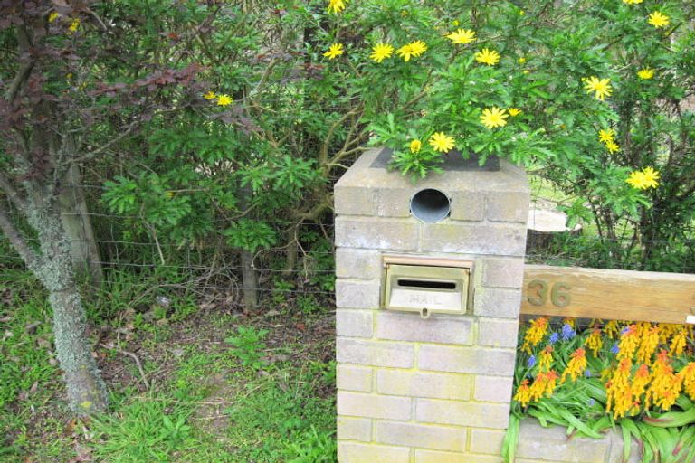 Photo of property in 36 Ratanui Road, Paraparaumu, 5032