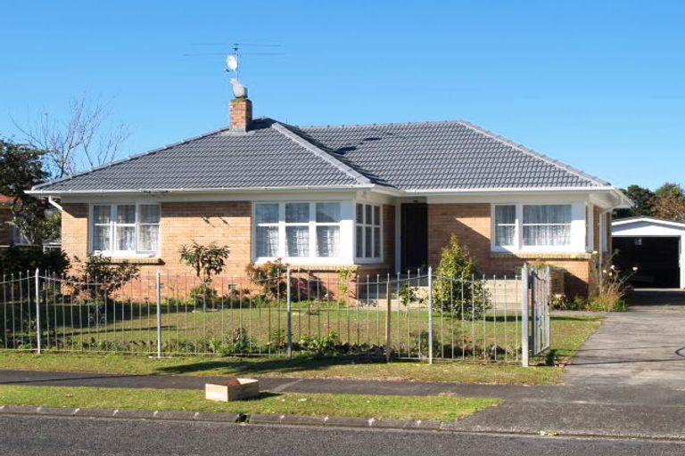 Photo of property in 3 Dreifuss Place, Mangere East, Auckland, 2024