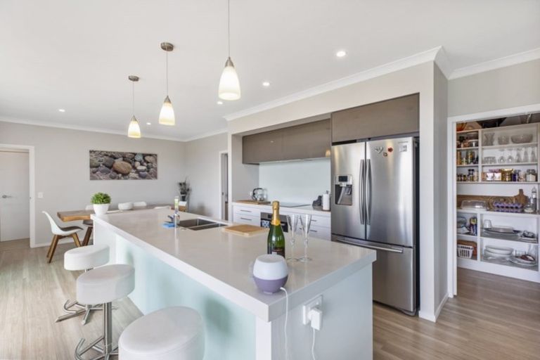 Photo of property in 173 The Boulevard, Papamoa Beach, Papamoa, 3118