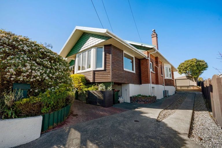 Photo of property in 24 Stirling Street, Andersons Bay, Dunedin, 9013