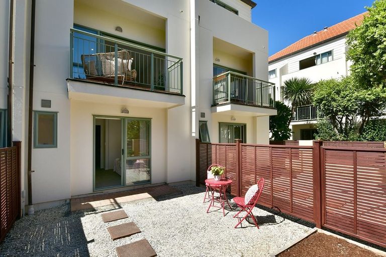Photo of property in 40 Waterside Crescent, Gulf Harbour, Whangaparaoa, 0930