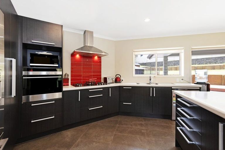 Photo of property in 168 Polo Prince Drive, Alfriston, Auckland, 2105