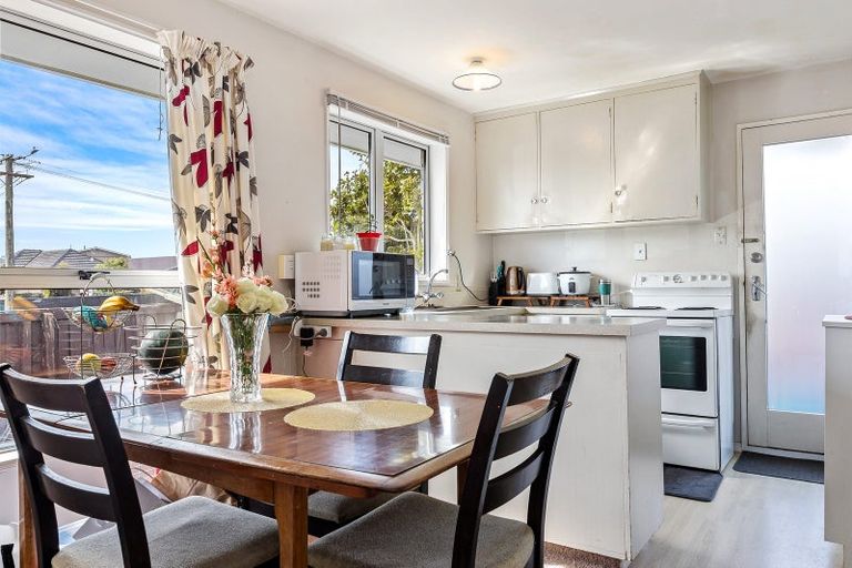 Photo of property in 1/74 Veitches Road, Casebrook, Christchurch, 8051