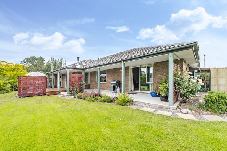 Photo of property in 127 Bridge Street, Coalgate, 7673