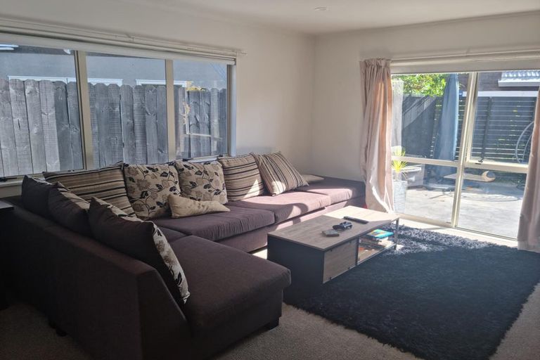 Photo of property in 2/96 Frank Nobilo Drive, Golflands, Auckland, 2013