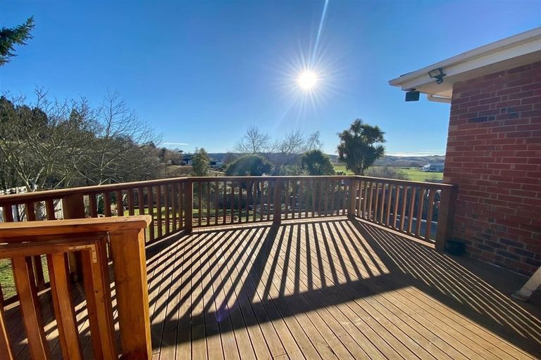 Photo of property in 12 Cossens Street, Balclutha, 9230