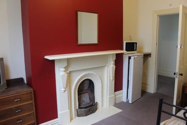 Photo of property in 4 Kyber Pass, North Dunedin, Dunedin, 9016