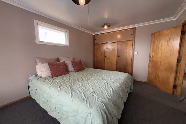 Photo of property in 15 Barrett Road, Whalers Gate, New Plymouth, 4310