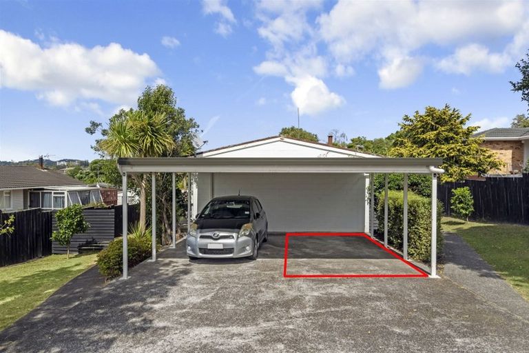 Photo of property in 1/7 Addison Drive, Glendene, Auckland, 0602