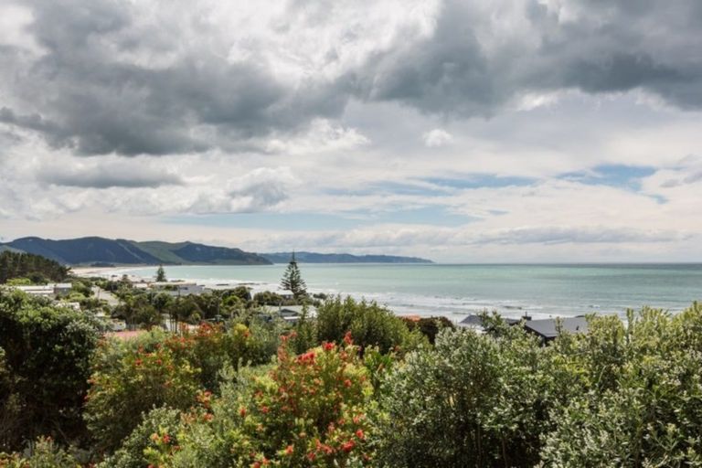 Photo of property in 211 Harper Road, Waimarama, 4294