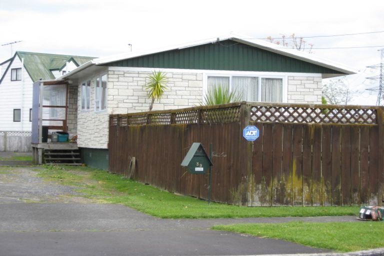 Photo of property in 1/39 Berwyn Avenue, Takanini, 2112