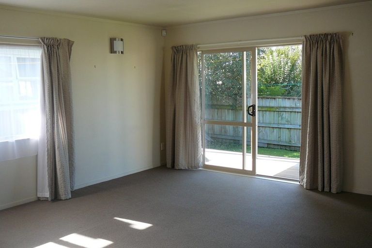 Photo of property in 914 Grove Road, Mayfair, Hastings, 4122