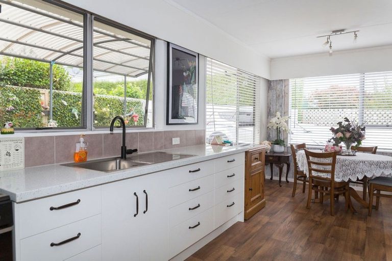 Photo of property in 3a Allan Street, Dannevirke, 4930