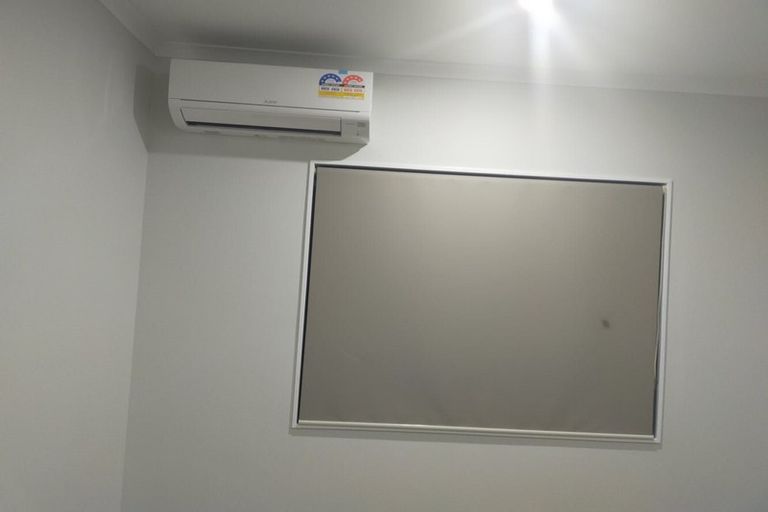 Photo of property in 20 Captain Rings Drive, Papakura, 2110