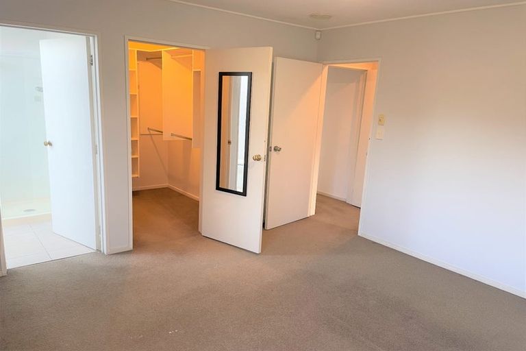 Photo of property in 9 Ben Nevis Place, Northpark, Auckland, 2013