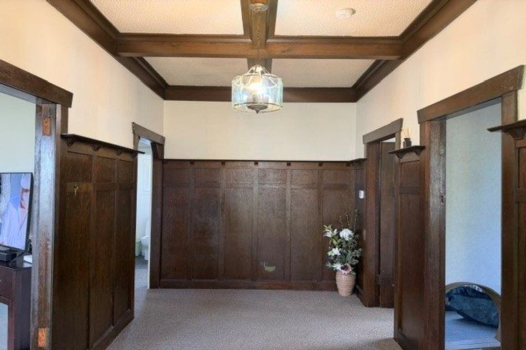 Photo of property in 27 Atiawa Street, Glen Avon, New Plymouth, 4312