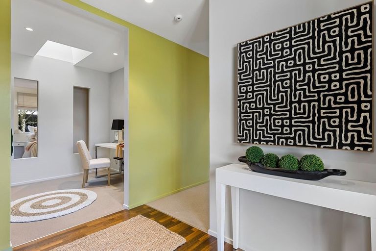 Photo of property in 2 John Campbell Crescent, Hillmorton, Christchurch, 8024