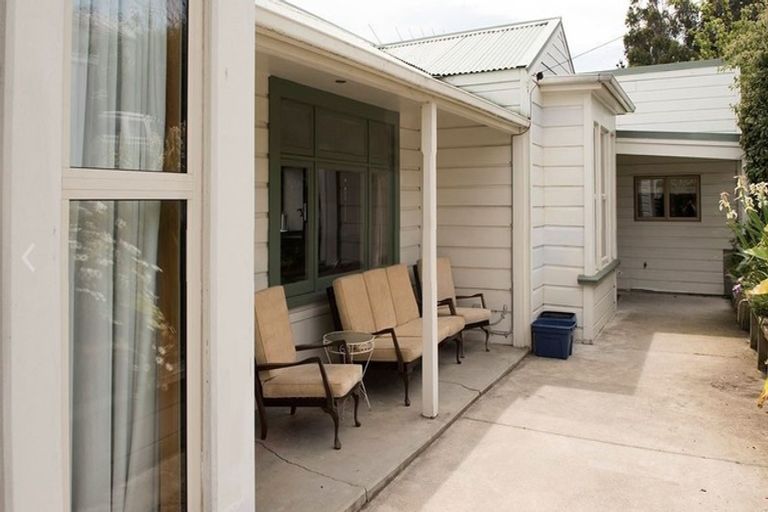 Photo of property in 37 Walter Street, The Glen, Dunedin, 9011