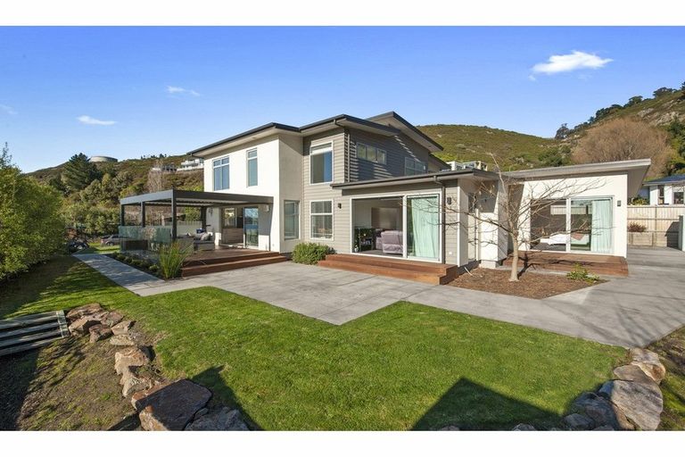 Photo of property in 42 Alderson Avenue, Hillsborough, Christchurch, 8022