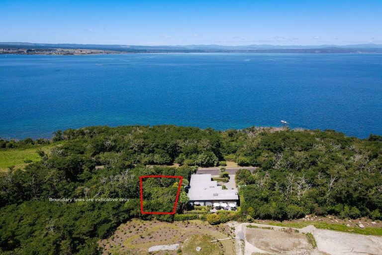 Photo of property in 48 Parawera Drive, Acacia Bay, Taupo, 3330