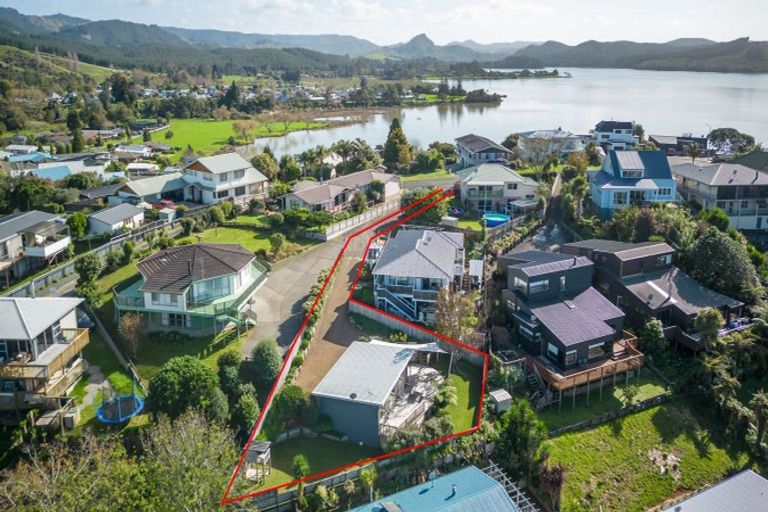 Photo of property in 125b Bruce Wallace Place, Whangamata, 3620