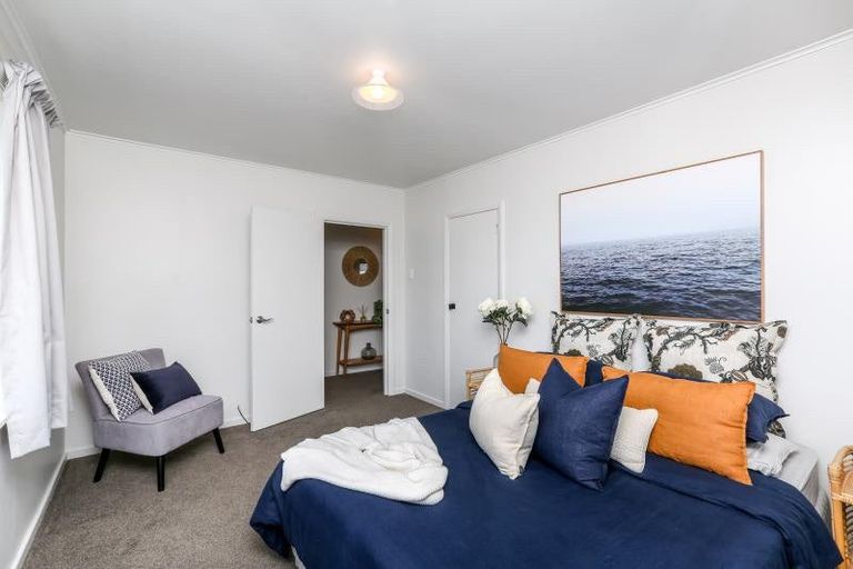 Photo of property in 141 Tukapa Street, Westown, New Plymouth, 4310