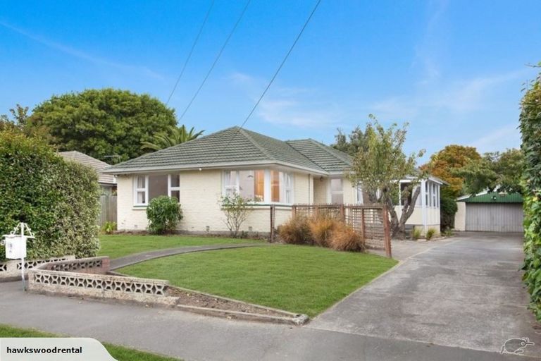 Photo of property in 15 Hounslow Street, Ilam, Christchurch, 8041
