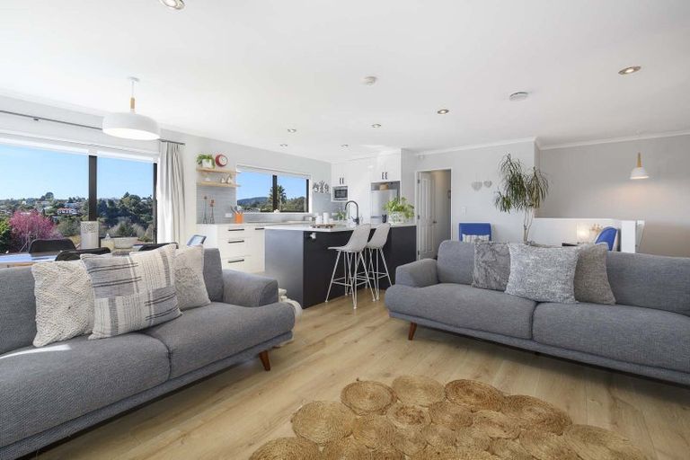 Photo of property in 30 Waipuna Grove, Welcome Bay, Tauranga, 3112