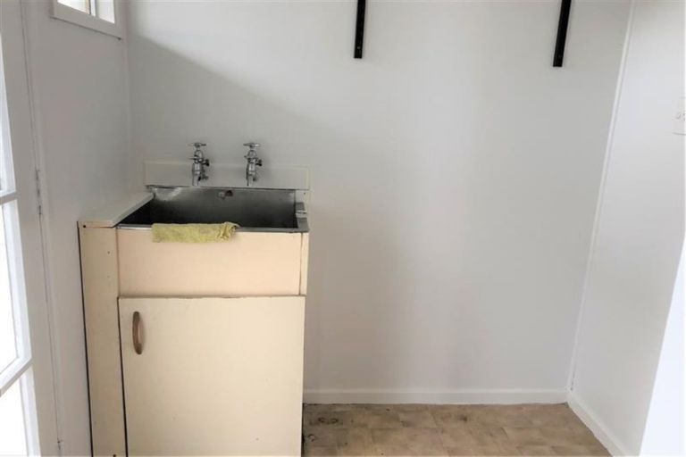 Photo of property in 26 Duggan Avenue, Mangere, Auckland, 2022