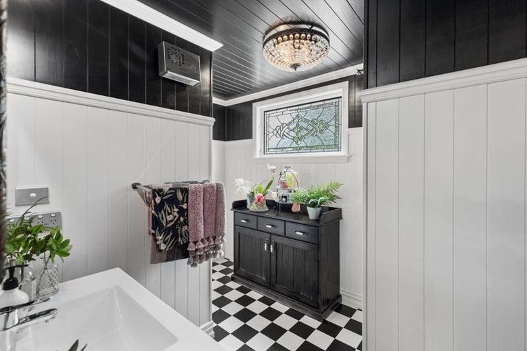 Photo of property in 10 Koromiko Street, Te Aroha, 3320