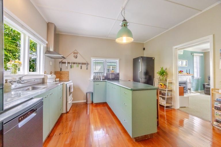 Photo of property in 1/7 Burness Road, Greenmeadows, Napier, 4112