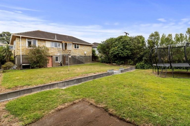 Photo of property in 73 Bayly Road, Blagdon, New Plymouth, 4310