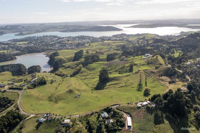 Photo of property in 154 Hills Road, Raglan, 3295