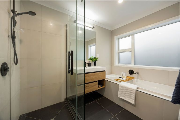 Photo of property in 8 Lavinias Way, Chartwell, Hamilton, 3210