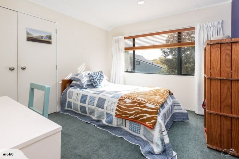 Photo of property in 3/1 Bradbury Road, Botany Downs, Auckland, 2010