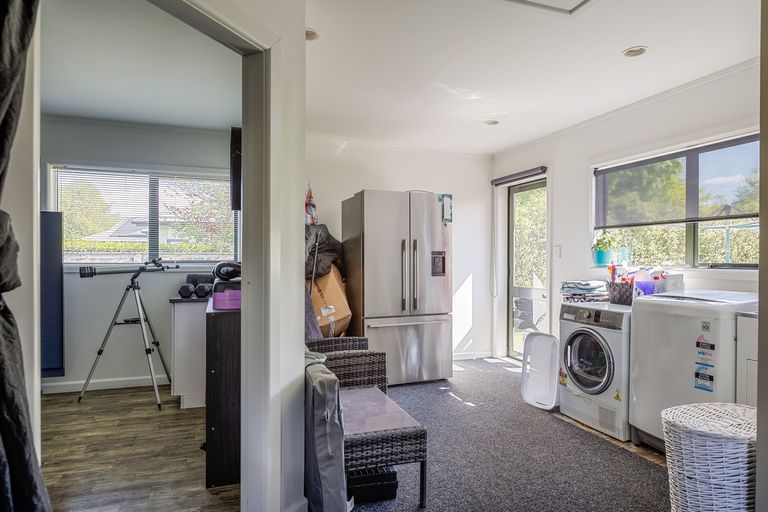 Photo of property in 17 William Donald Drive, Solway, Masterton, 5810