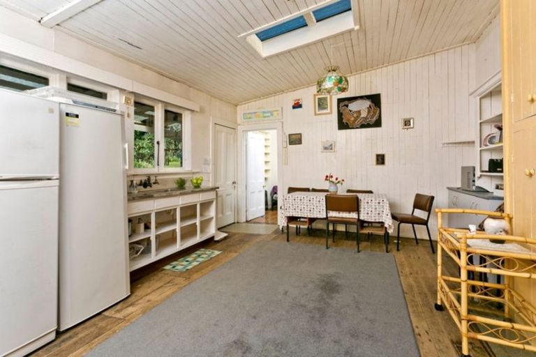 Photo of property in 183 Rautawhiri Road, Helensville, 0875