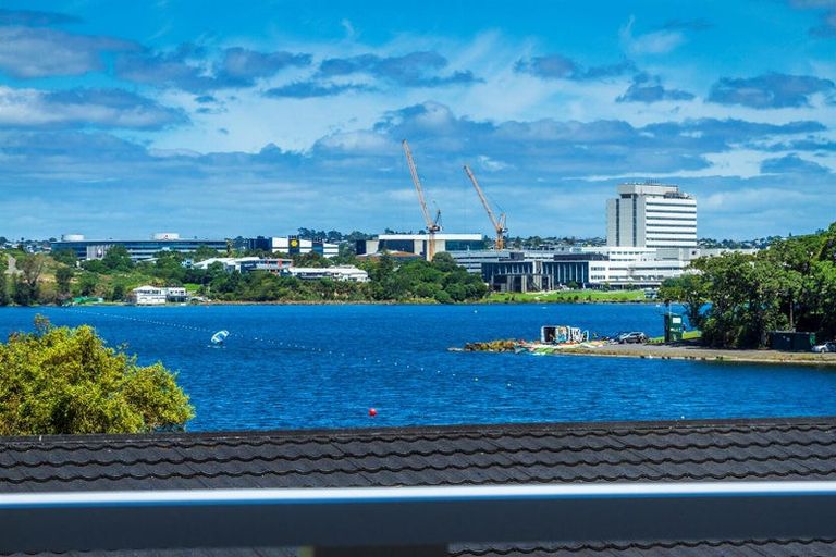 Photo of property in 11 Eric Price Avenue, Takapuna, Auckland, 0620