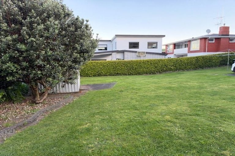 Photo of property in 123 Bellevue Road, Brookfield, Tauranga, 3110