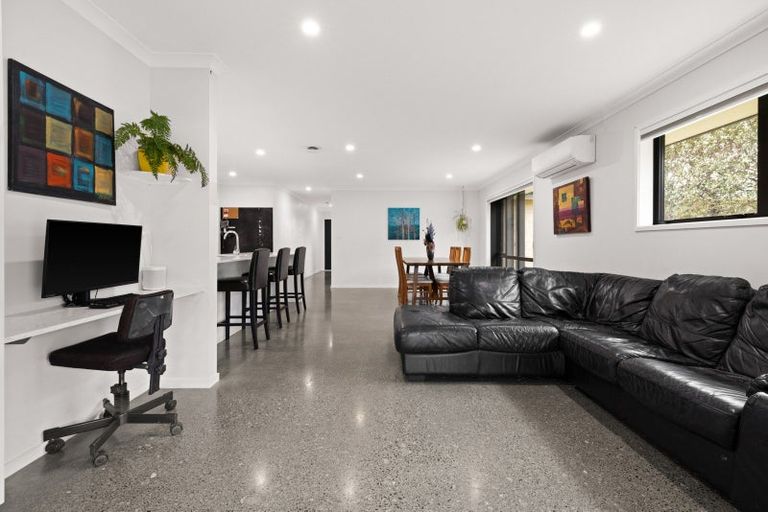 Photo of property in 9 Percy Berry Place, Havelock North, 4130