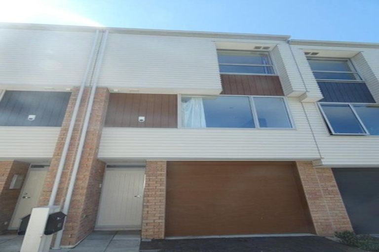 Photo of property in Altar Apartments, 67/120 Rintoul Street, Newtown, Wellington, 6021