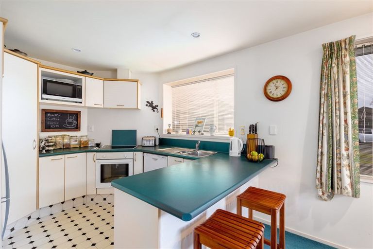 Photo of property in 7 Forest Drive, Parklands, Christchurch, 8083