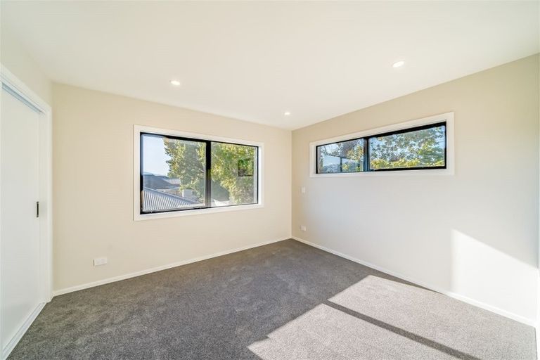 Photo of property in 24d Palmer Crescent, Silverstream, Upper Hutt, 5019