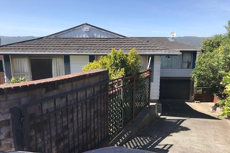 Photo of property in 10 Fantail Grove, Belmont, Lower Hutt, 5010